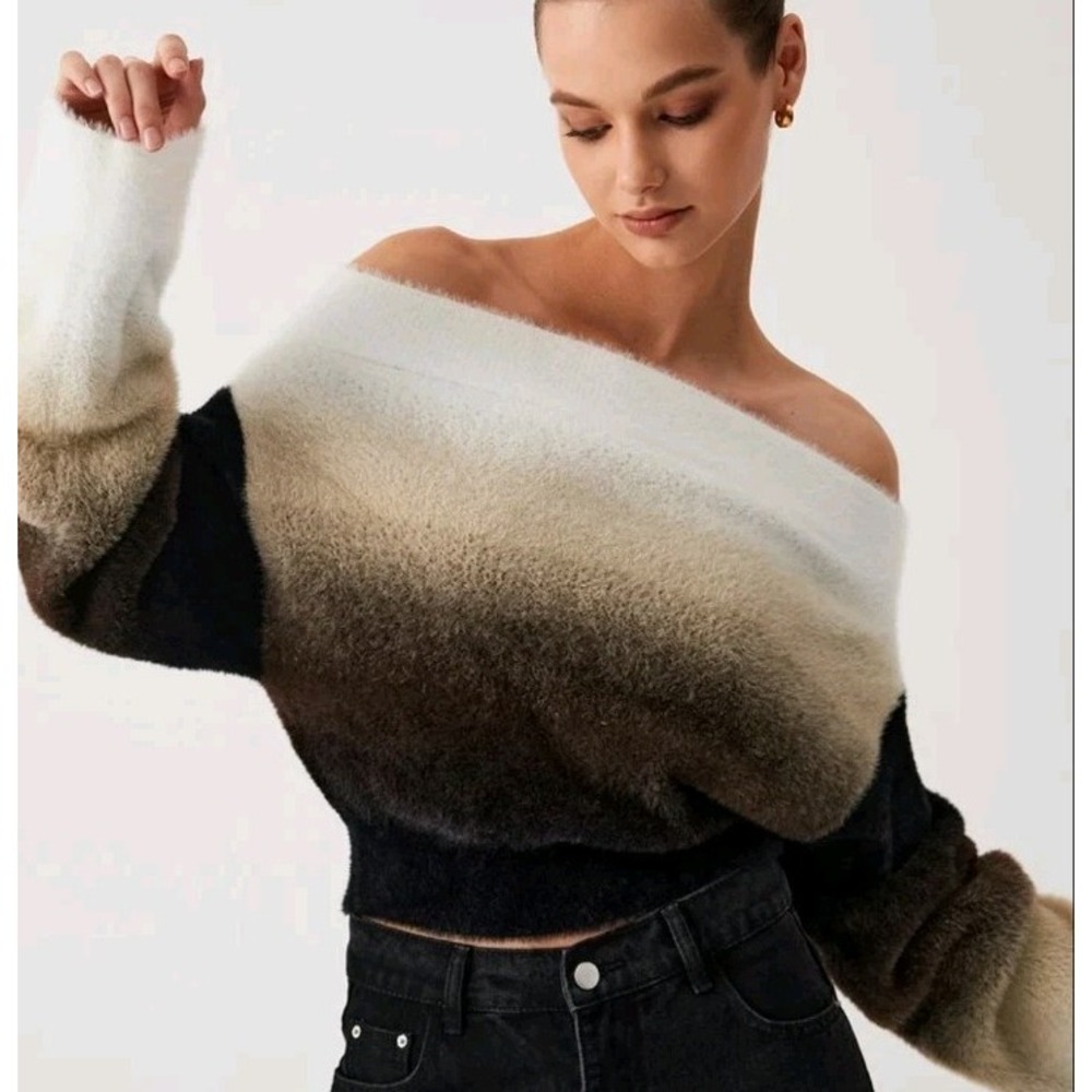 NWT Commense Off The Shoulder Sweater Size L Ombre Fuzzy Knit Neutral Women's